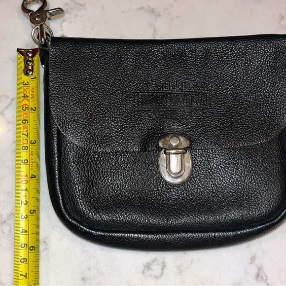 Harley-Davidson Black Leather Satchel with Chain Strap - Picture 10 of 11